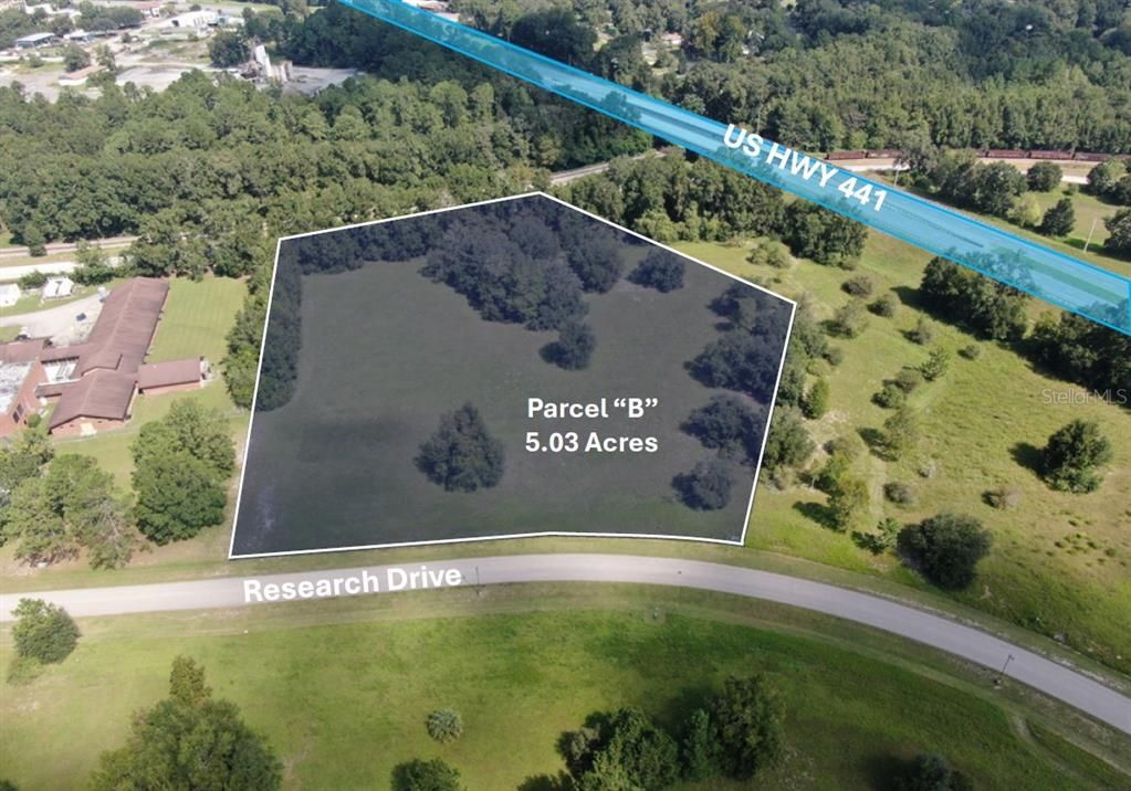 En Venta: $754,500 (5.03 acres)