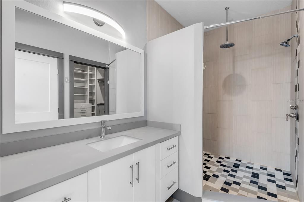 В аренду: $3,500 (3 спален, 3 ванн, 2052 Квадратных фут)