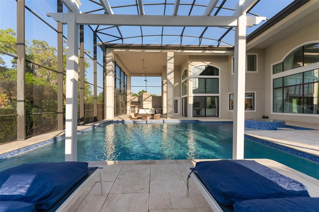 En Venta: $3,290,000 (5 camas, 6 baños, 7058 Pies cuadrados)