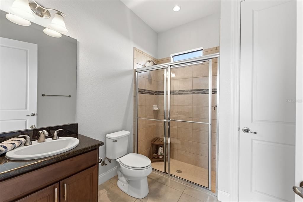 En Venta: $3,290,000 (5 camas, 6 baños, 7058 Pies cuadrados)