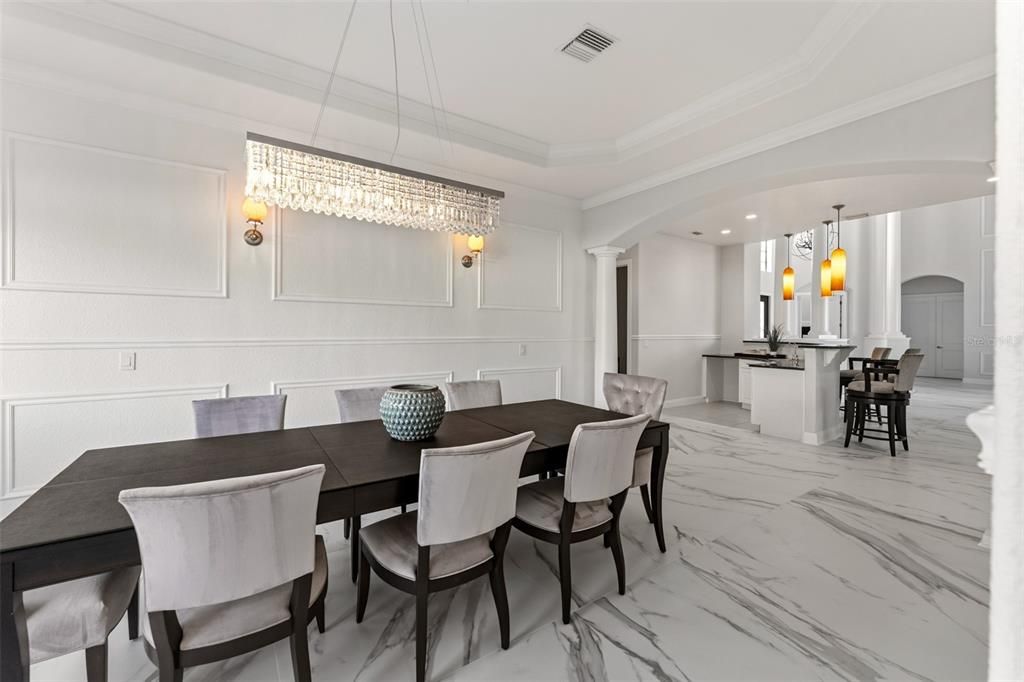 En Venta: $3,290,000 (5 camas, 6 baños, 7058 Pies cuadrados)