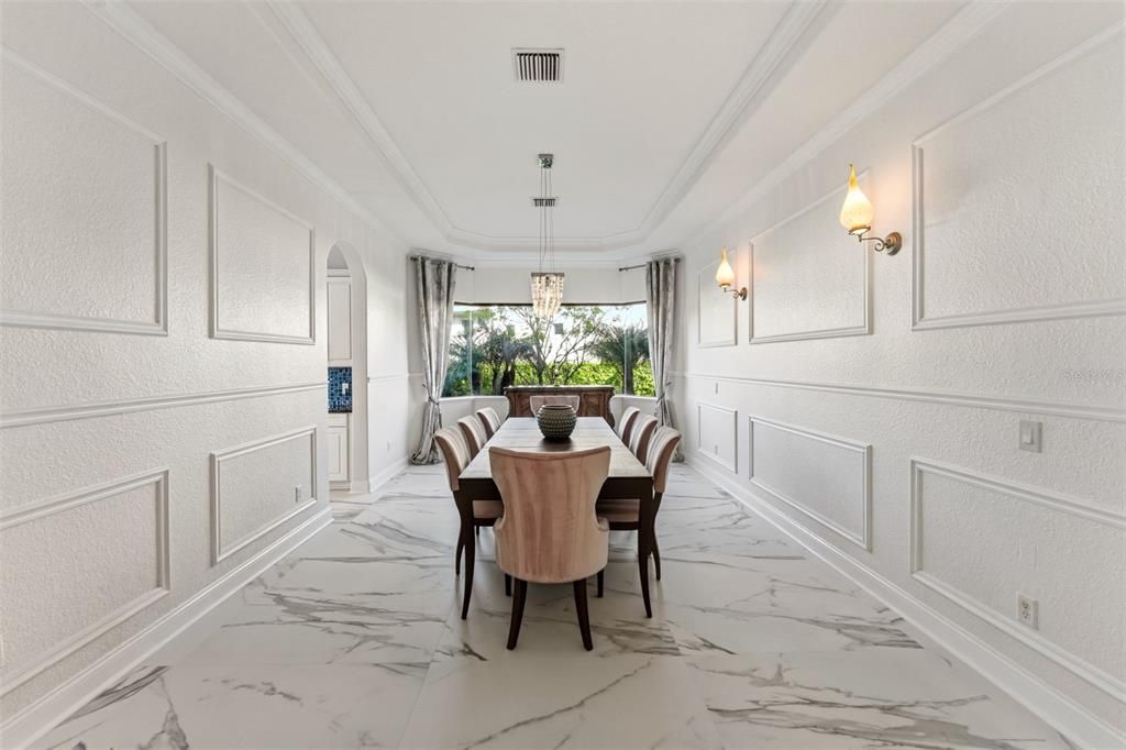 En Venta: $3,290,000 (5 camas, 6 baños, 7058 Pies cuadrados)