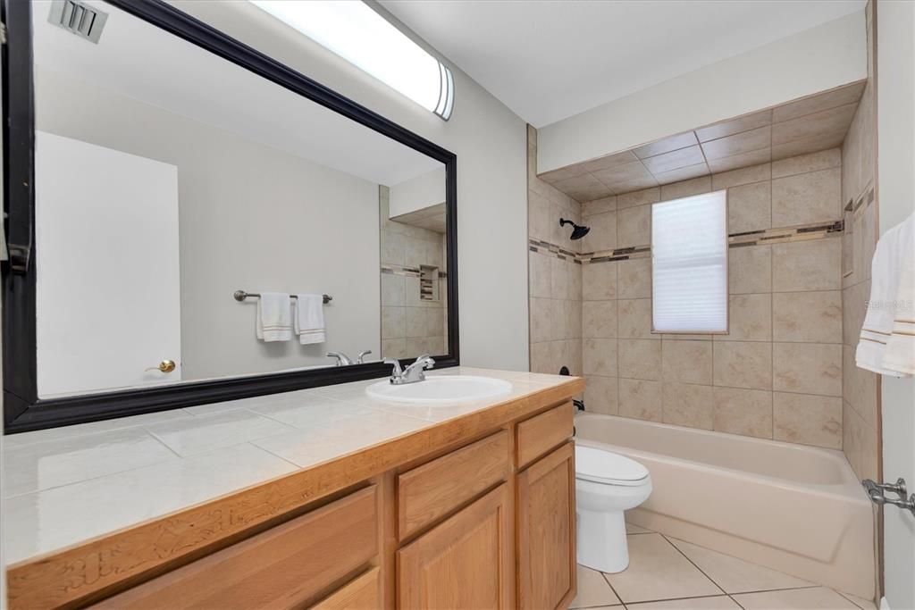 En Venta: $460,000 (3 camas, 2 baños, 1500 Pies cuadrados)