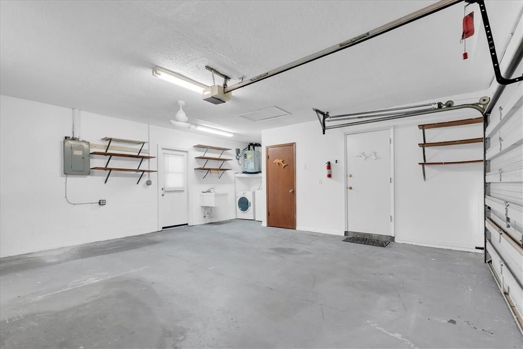 En Venta: $460,000 (3 camas, 2 baños, 1500 Pies cuadrados)