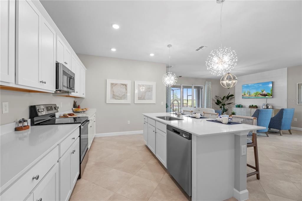 For Sale: $382,947 (4 beds, 3 baths, 2032 Square Feet)