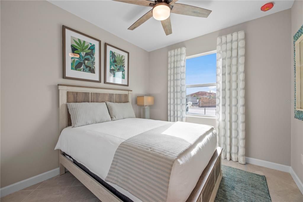 For Sale: $382,947 (4 beds, 3 baths, 2032 Square Feet)