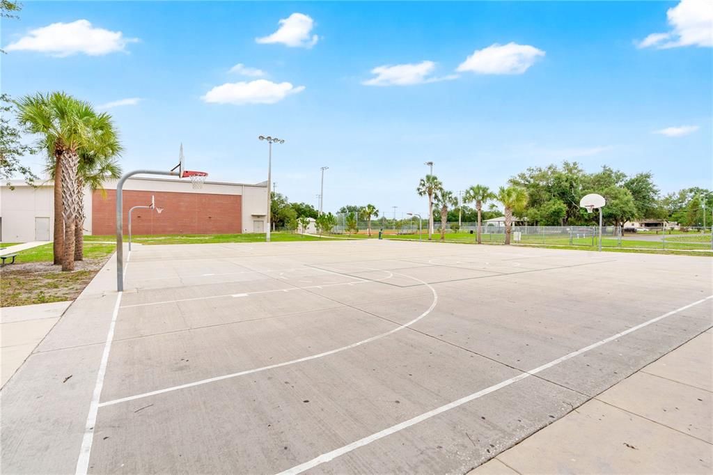 For Sale: $395,000 (4 beds, 2 baths, 2329 Square Feet)
