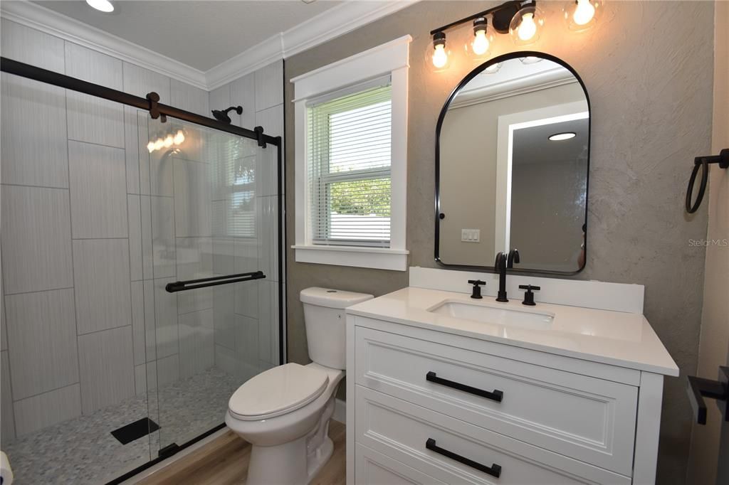 В аренду: $1,950 (3 спален, 2 ванн, 1311 Квадратных фут)