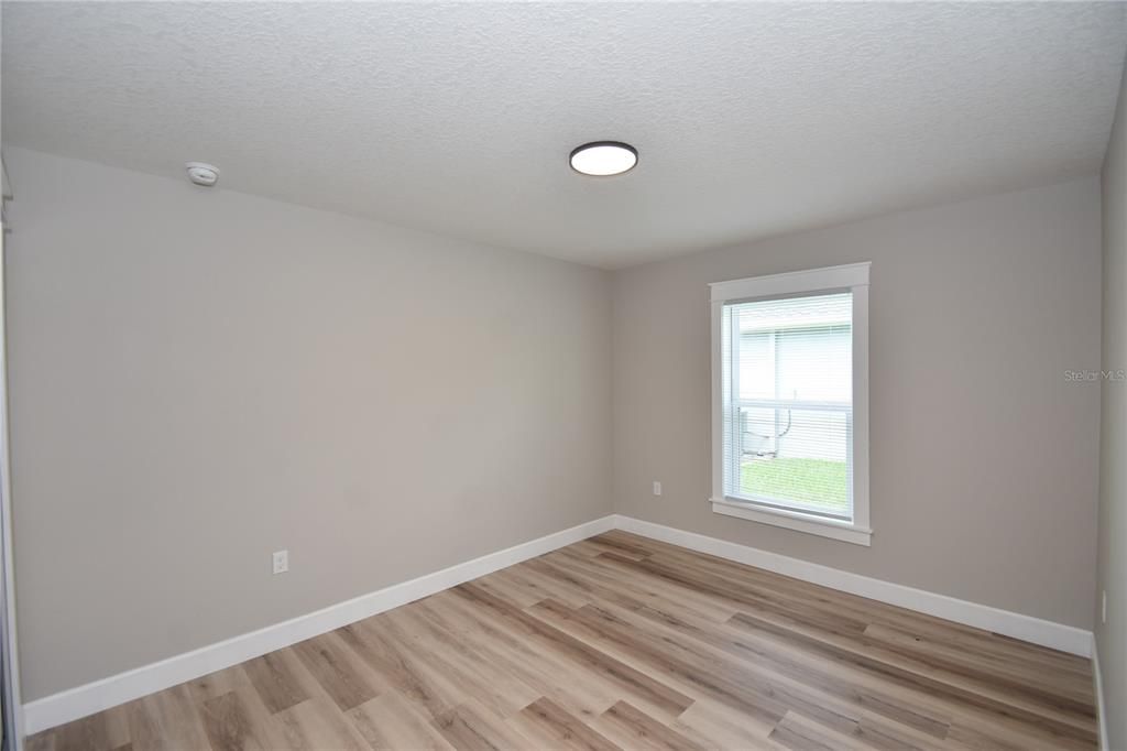 В аренду: $1,950 (3 спален, 2 ванн, 1311 Квадратных фут)