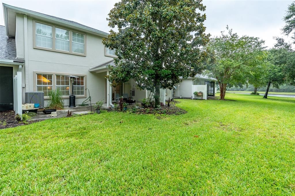 En Venta: $332,500 (4 camas, 3 baños, 1988 Pies cuadrados)
