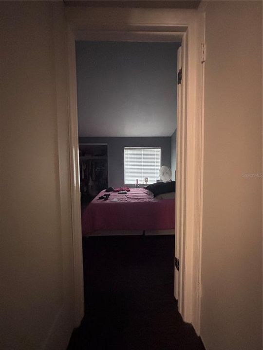 For Sale: $310,000 (2 beds, 1 baths, 1044 Square Feet)