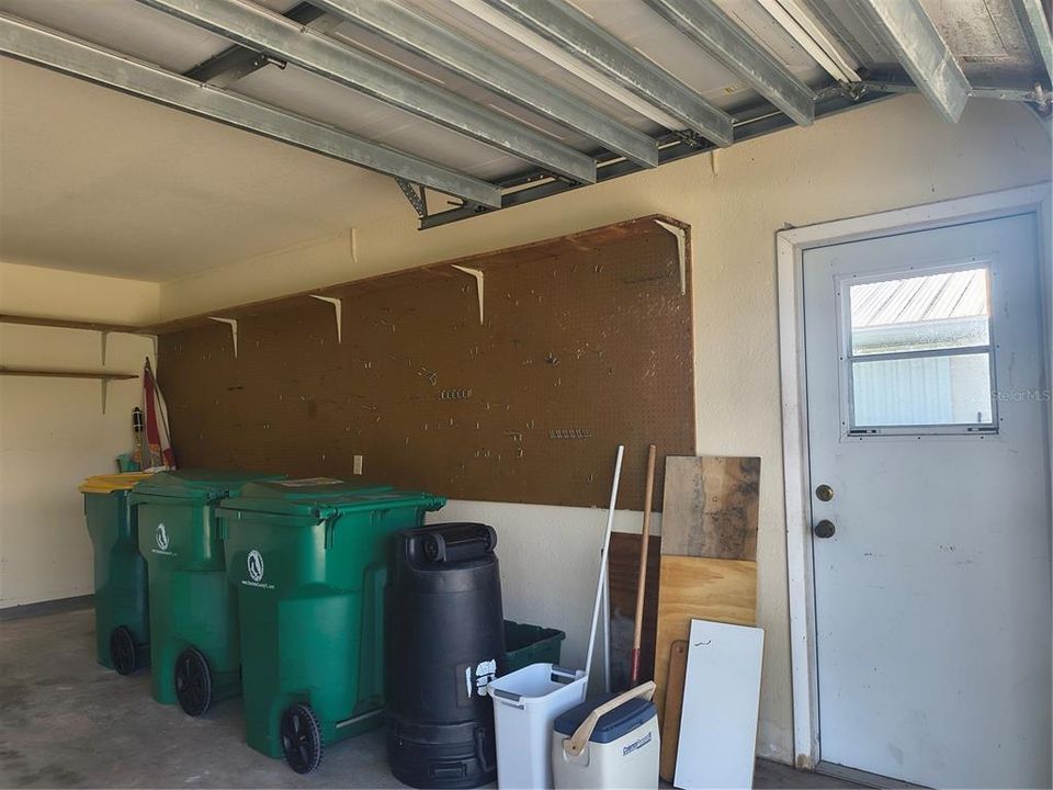 For Sale: $450,000 (3 beds, 2 baths, 1804 Square Feet)