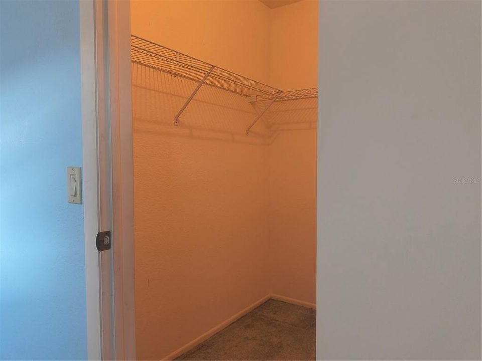 For Sale: $450,000 (3 beds, 2 baths, 1804 Square Feet)