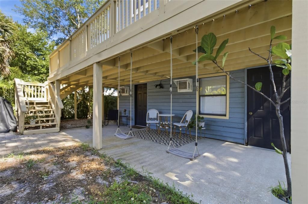 For Rent: $5,500 (3 beds, 2 baths, 1560 Square Feet)