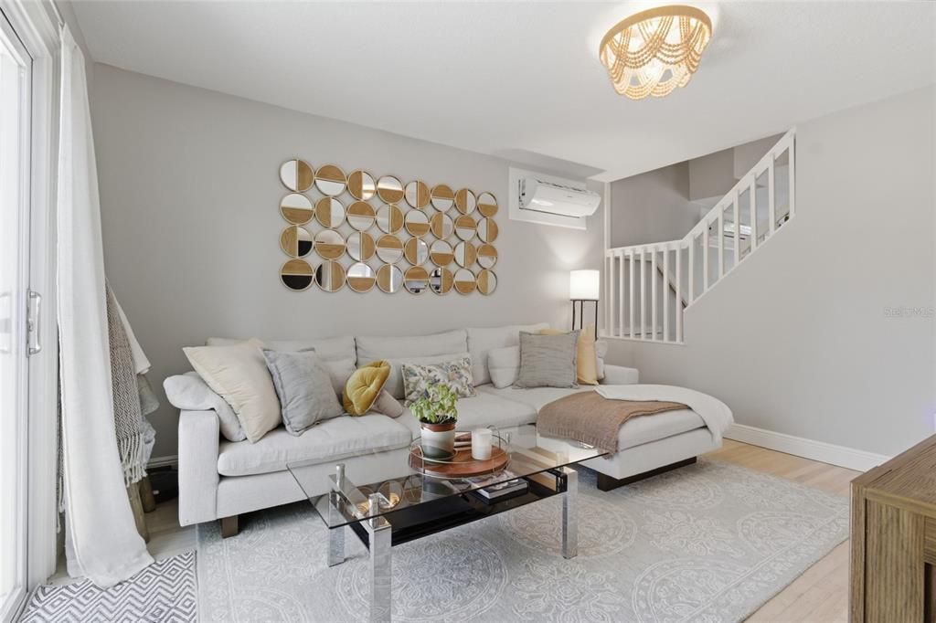 For Rent: $5,500 (3 beds, 2 baths, 1560 Square Feet)
