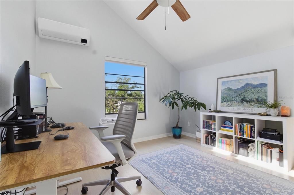For Rent: $5,500 (3 beds, 2 baths, 1560 Square Feet)