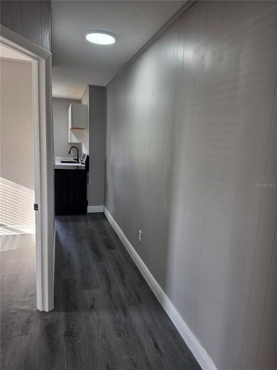 For Rent: $1,250 (1 beds, 1 baths, 610 Square Feet)