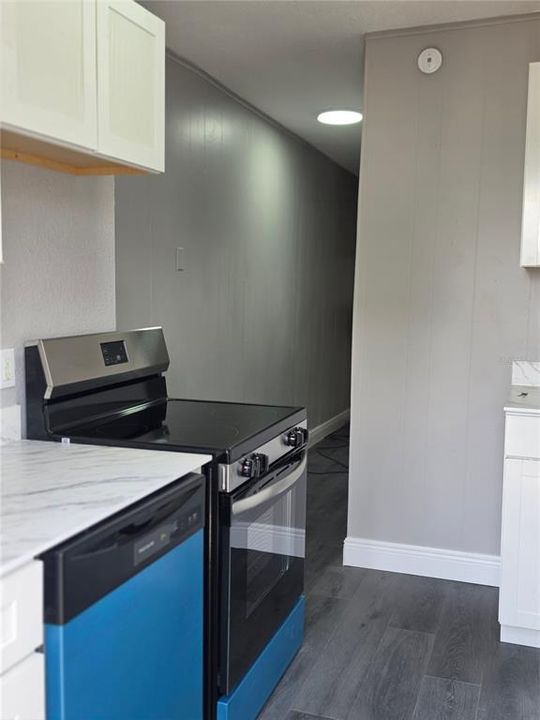 For Rent: $1,250 (1 beds, 1 baths, 610 Square Feet)