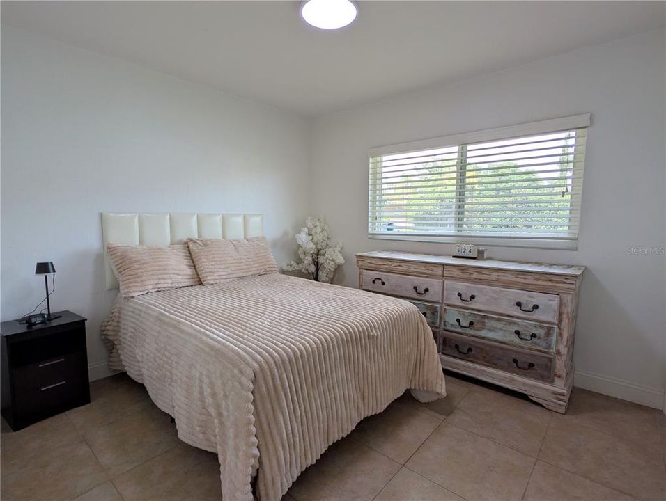 En Venta: $359,000 (3 camas, 2 baños, 1832 Pies cuadrados)