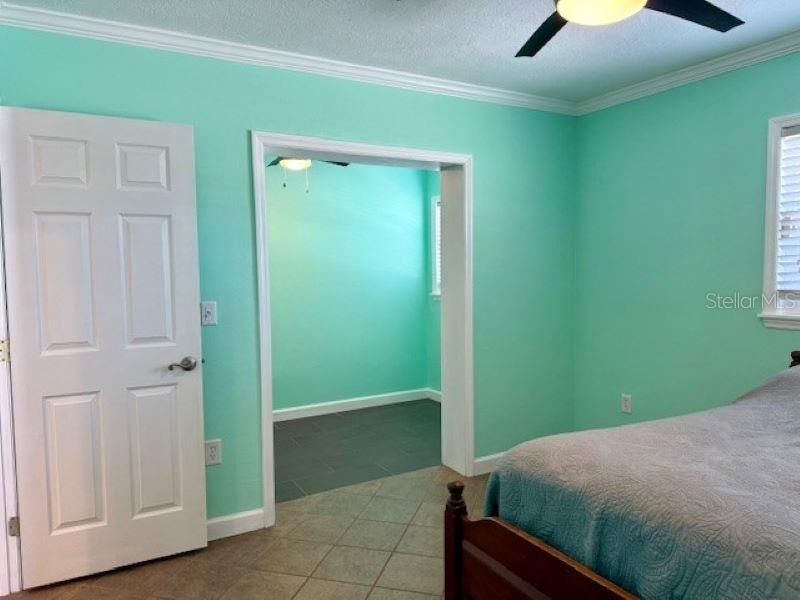 For Sale: $875,000 (2 beds, 2 baths, 1696 Square Feet)