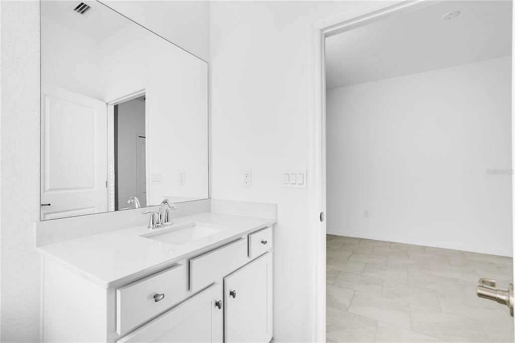 For Sale: $397,597 (3 beds, 3 baths, 2201 Square Feet)