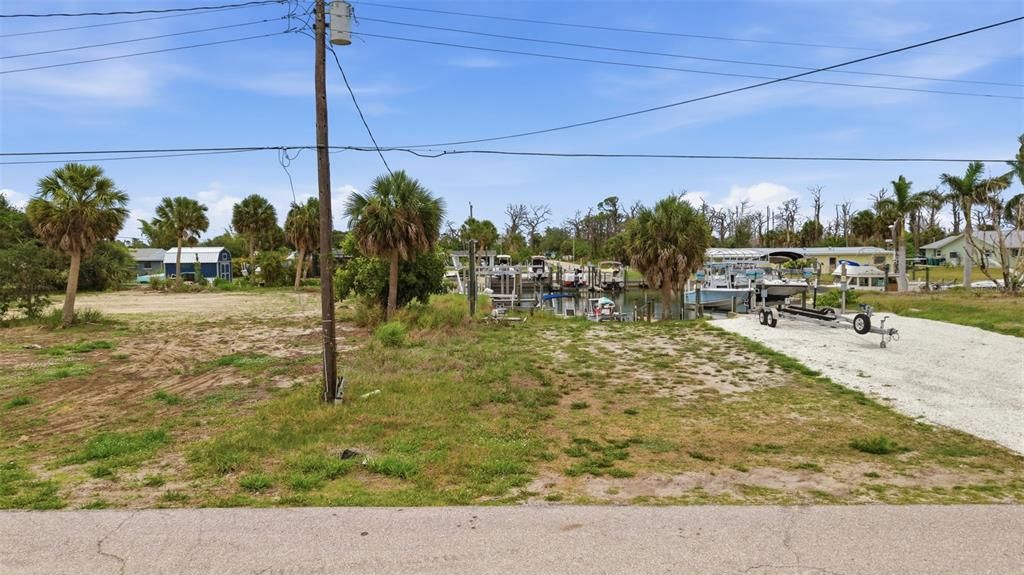 For Sale: $250,000 (0.01 acres)