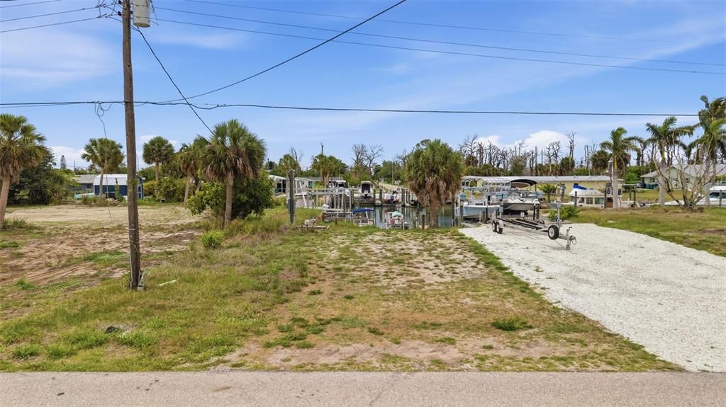For Sale: $250,000 (0.01 acres)