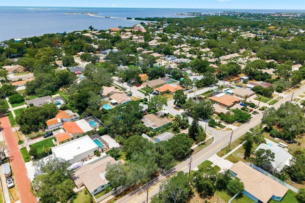 En Venta: $435,000 (3 camas, 2 baños, 1928 Pies cuadrados)