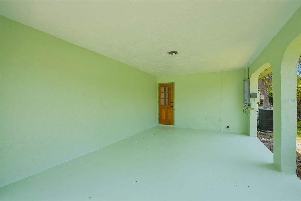 En Venta: $435,000 (3 camas, 2 baños, 1928 Pies cuadrados)