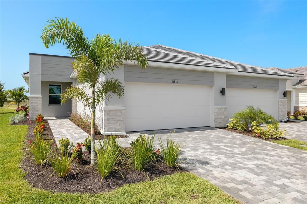 For Sale: $416,075 (3 beds, 2 baths, 1574 Square Feet)