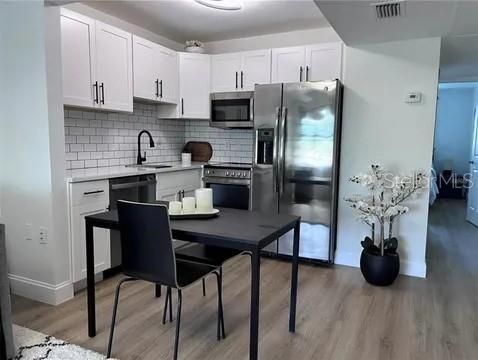 В аренду: $1,600 (1 спален, 1 ванн, 500 Квадратных фут)