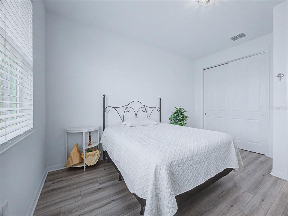 For Sale: $399,000 (2 beds, 2 baths, 1703 Square Feet)