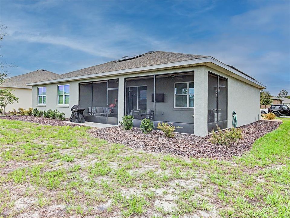 For Sale: $399,000 (2 beds, 2 baths, 1703 Square Feet)