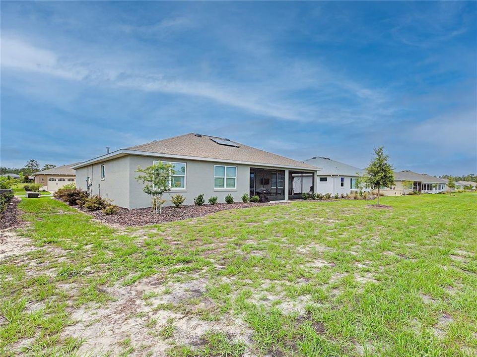 For Sale: $399,000 (2 beds, 2 baths, 1703 Square Feet)