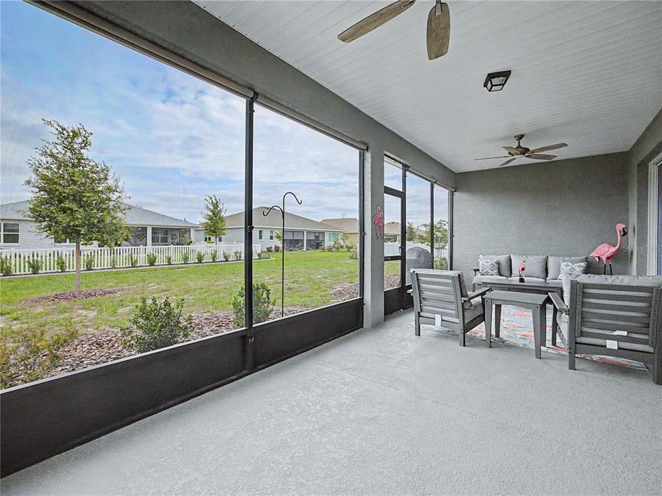 For Sale: $399,000 (2 beds, 2 baths, 1703 Square Feet)