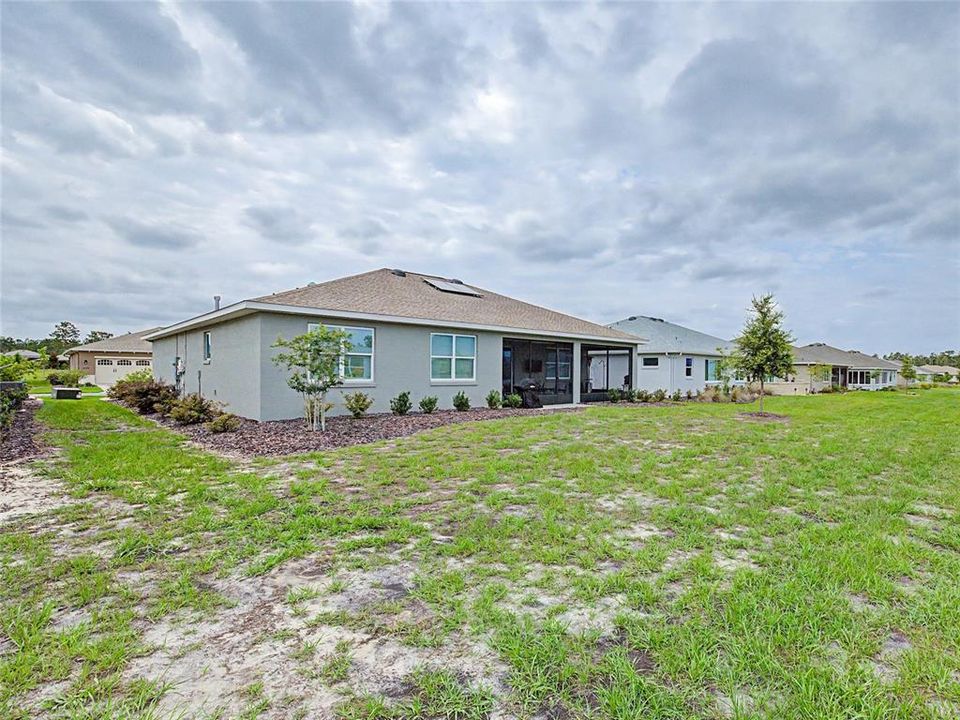 For Sale: $399,000 (2 beds, 2 baths, 1703 Square Feet)