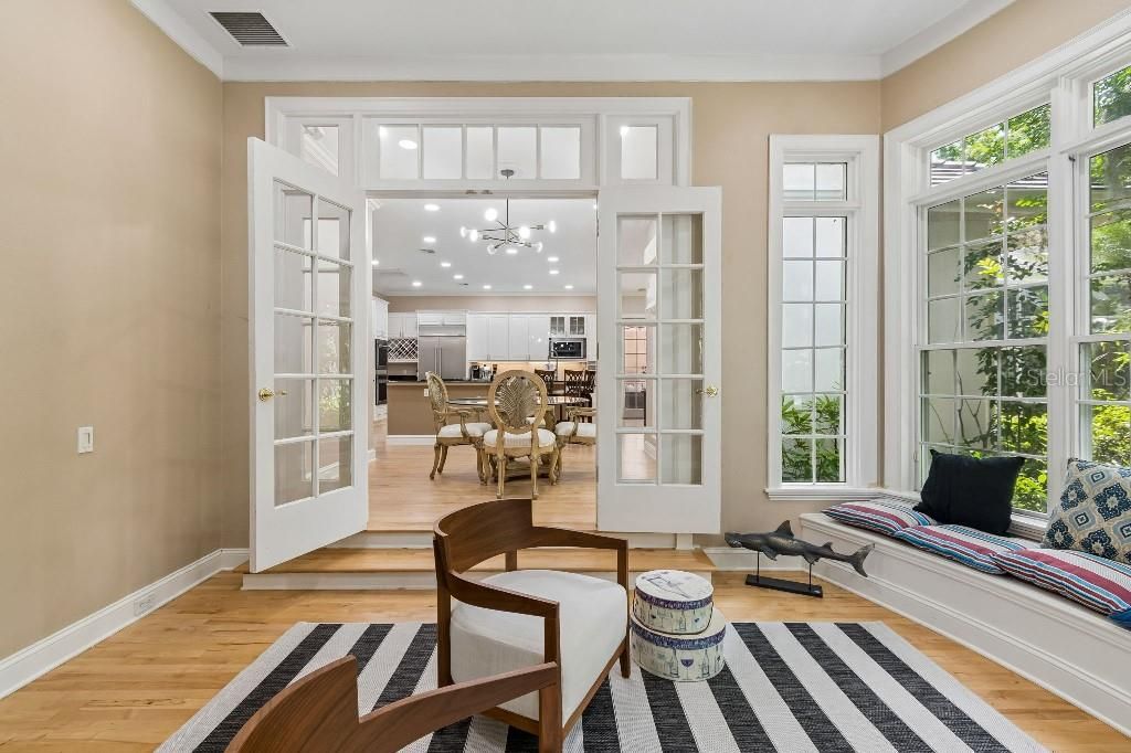 Activo con contrato: $1,975,000 (5 camas, 4 baños, 5060 Pies cuadrados)