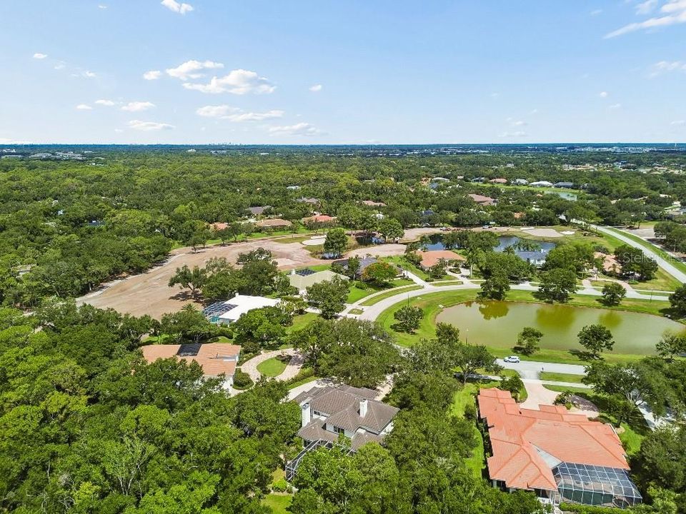 Activo con contrato: $1,975,000 (5 camas, 4 baños, 5060 Pies cuadrados)
