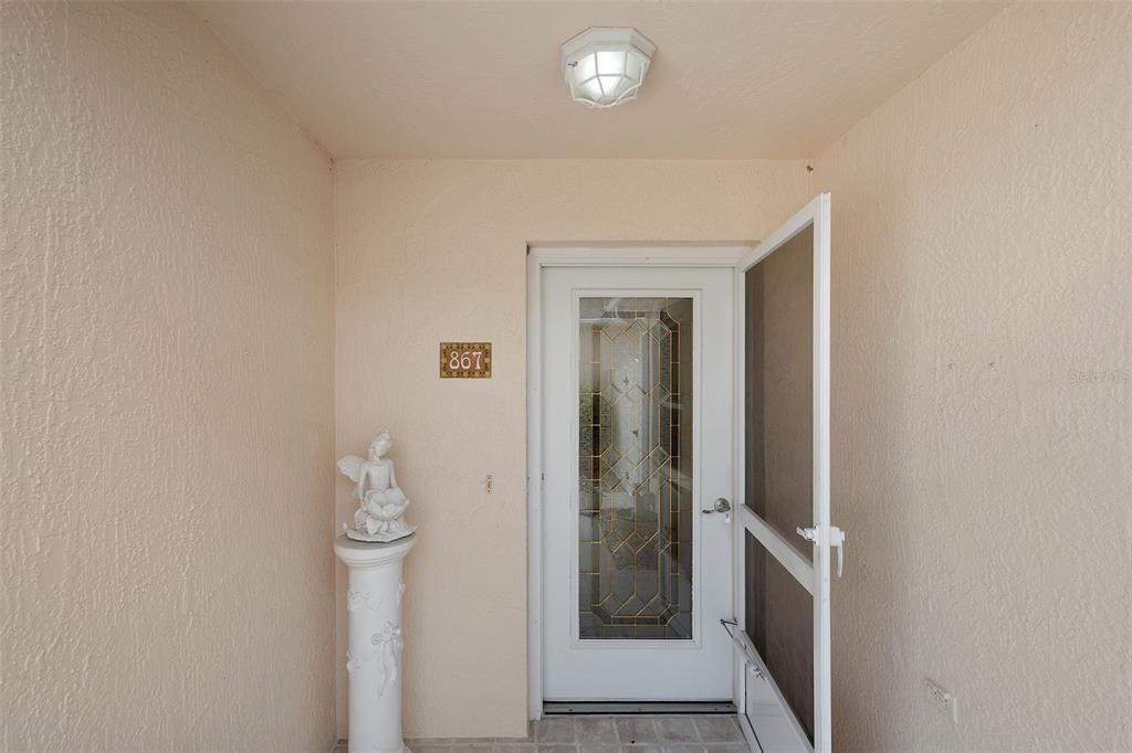 For Sale: $350,000 (2 beds, 2 baths, 1136 Square Feet)