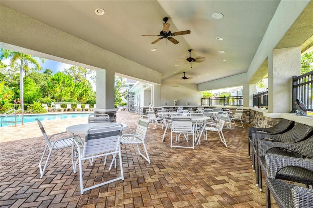 En Venta: $399,000 (3 camas, 2 baños, 1725 Pies cuadrados)