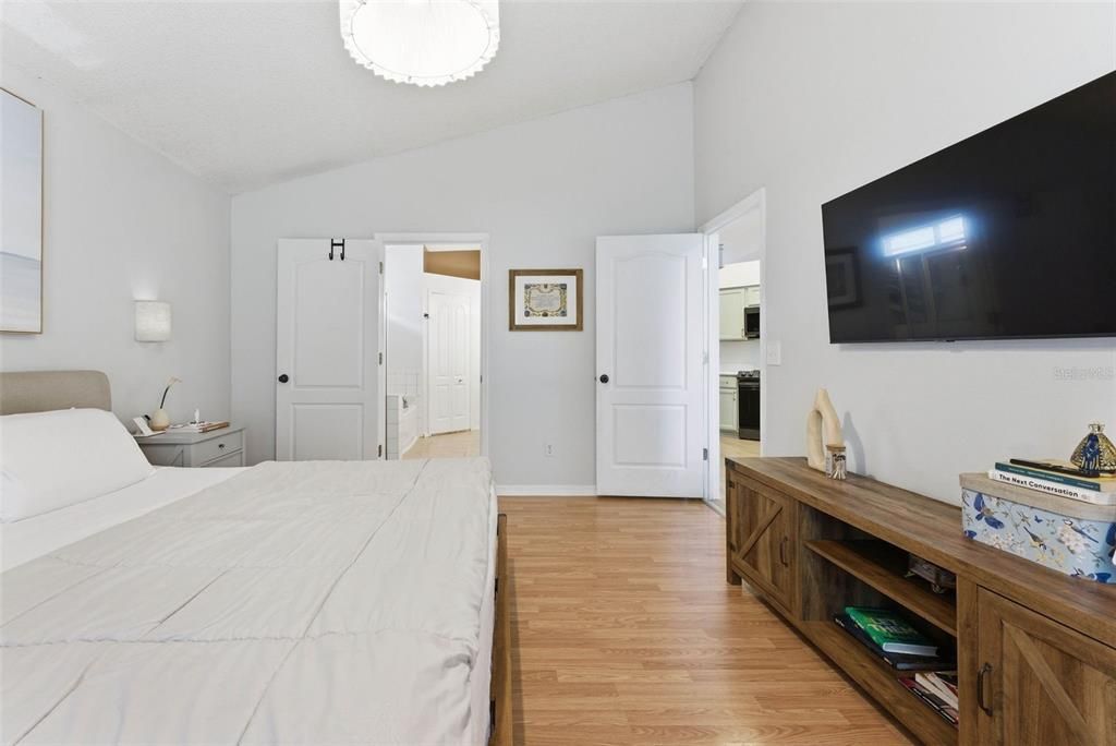 En Venta: $525,000 (3 camas, 2 baños, 1712 Pies cuadrados)
