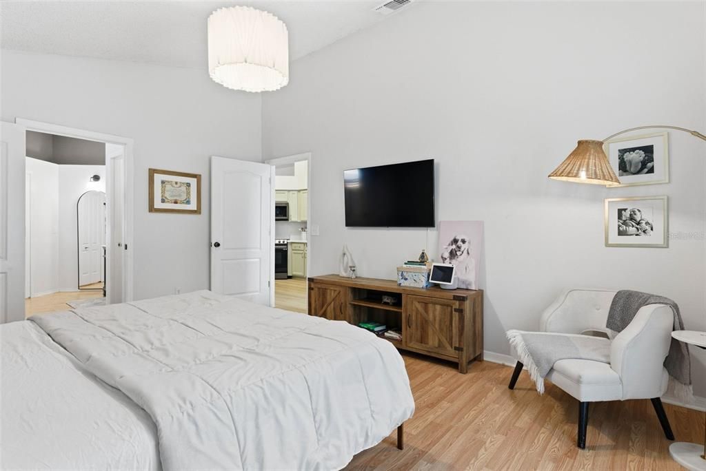 En Venta: $525,000 (3 camas, 2 baños, 1712 Pies cuadrados)