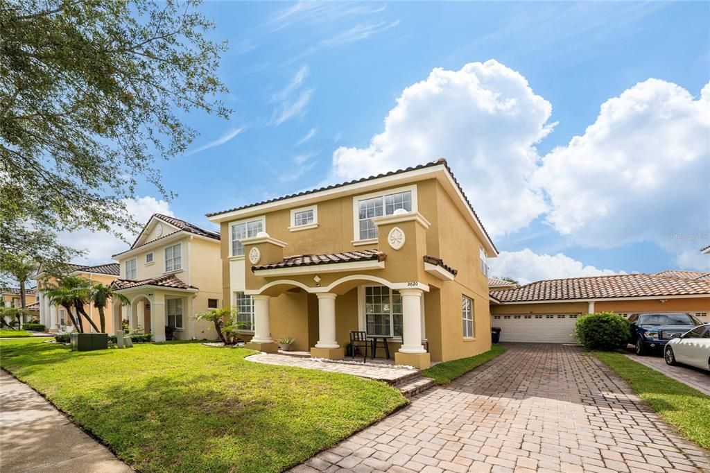 На продажу: $425,000 (4 спален, 2 ванн, 2563 Квадратных фут)