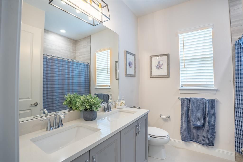 For Sale: $850,000 (4 beds, 3 baths, 2992 Square Feet)