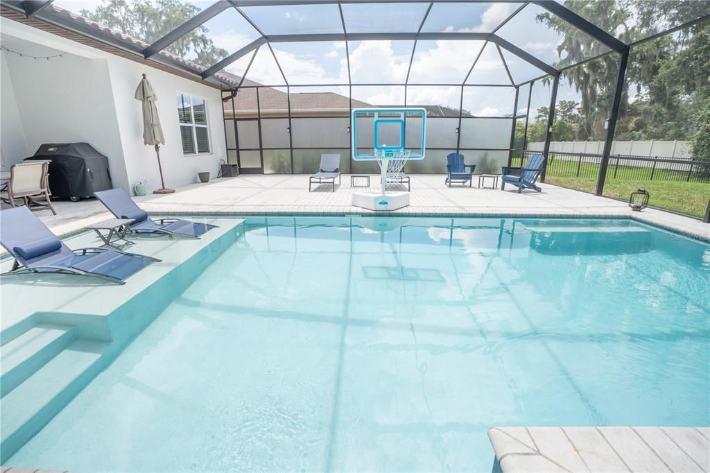 For Sale: $850,000 (4 beds, 3 baths, 2992 Square Feet)