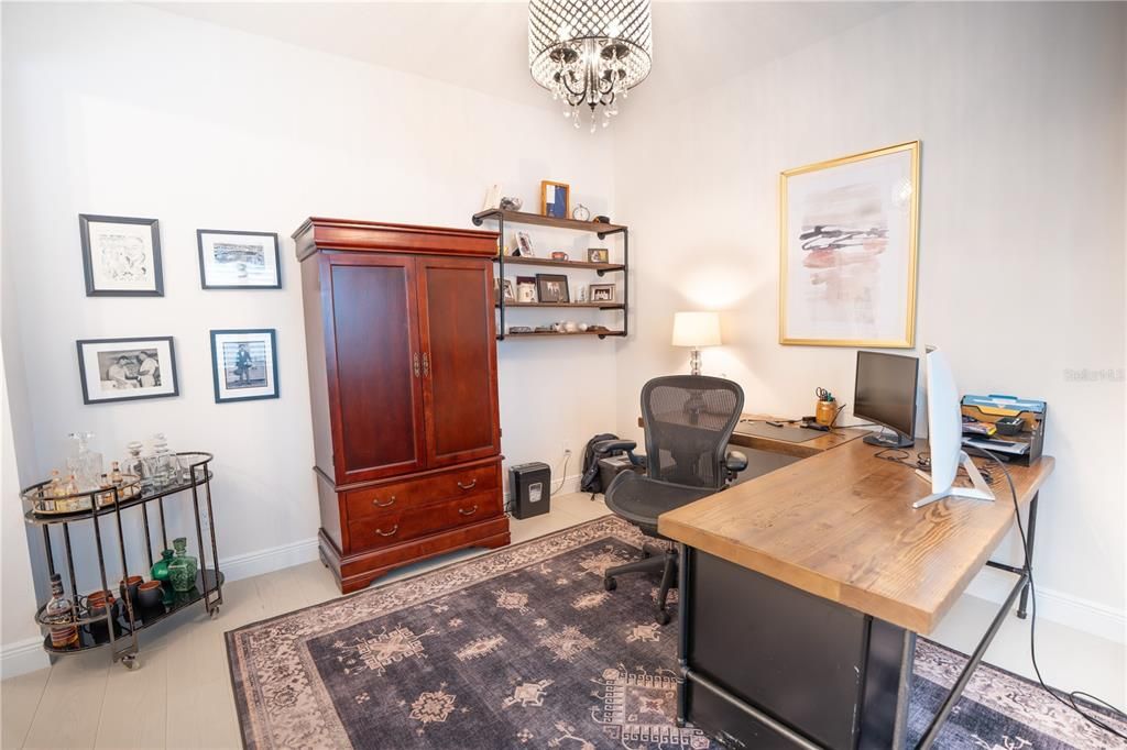 For Sale: $850,000 (4 beds, 3 baths, 2992 Square Feet)