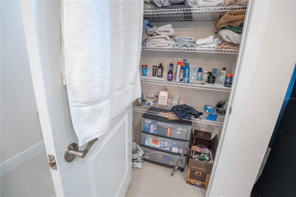For Sale: $850,000 (4 beds, 3 baths, 2992 Square Feet)