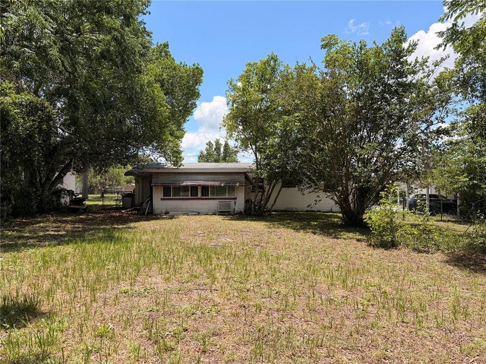 For Sale: $145,000 (2 beds, 1 baths, 1016 Square Feet)