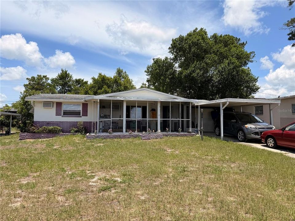 For Sale: $145,000 (2 beds, 1 baths, 1016 Square Feet)