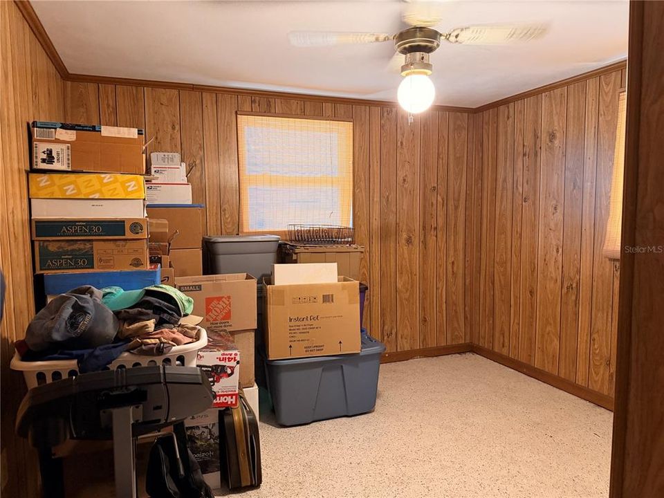For Sale: $145,000 (2 beds, 1 baths, 1016 Square Feet)